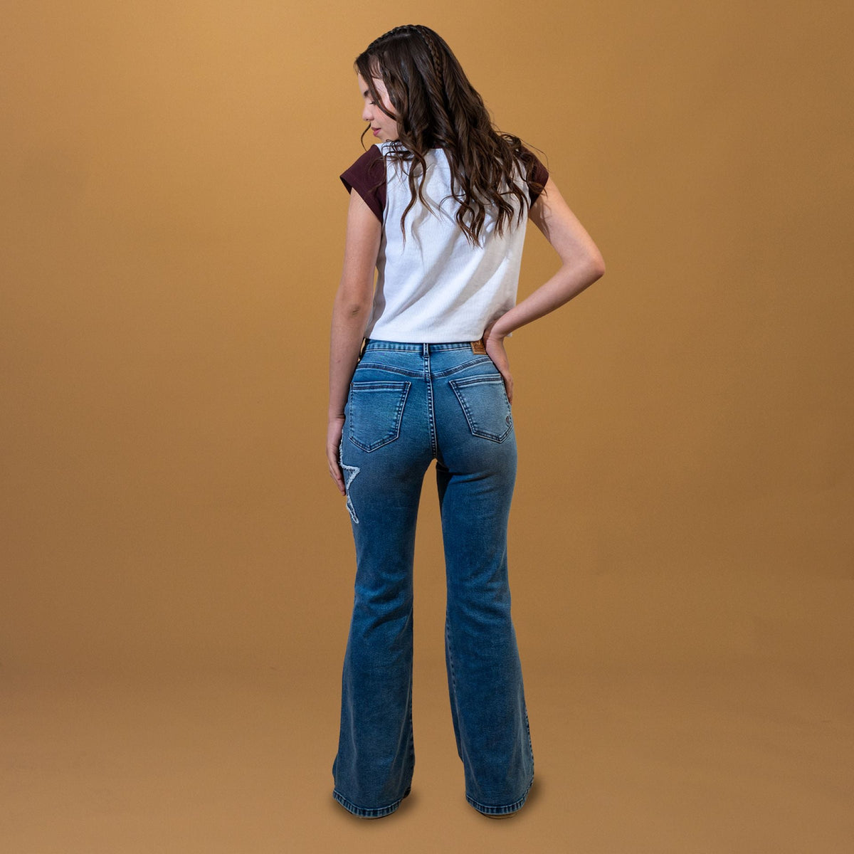 Jeans Chiky Flare Estrella Parche Azul Cacao
