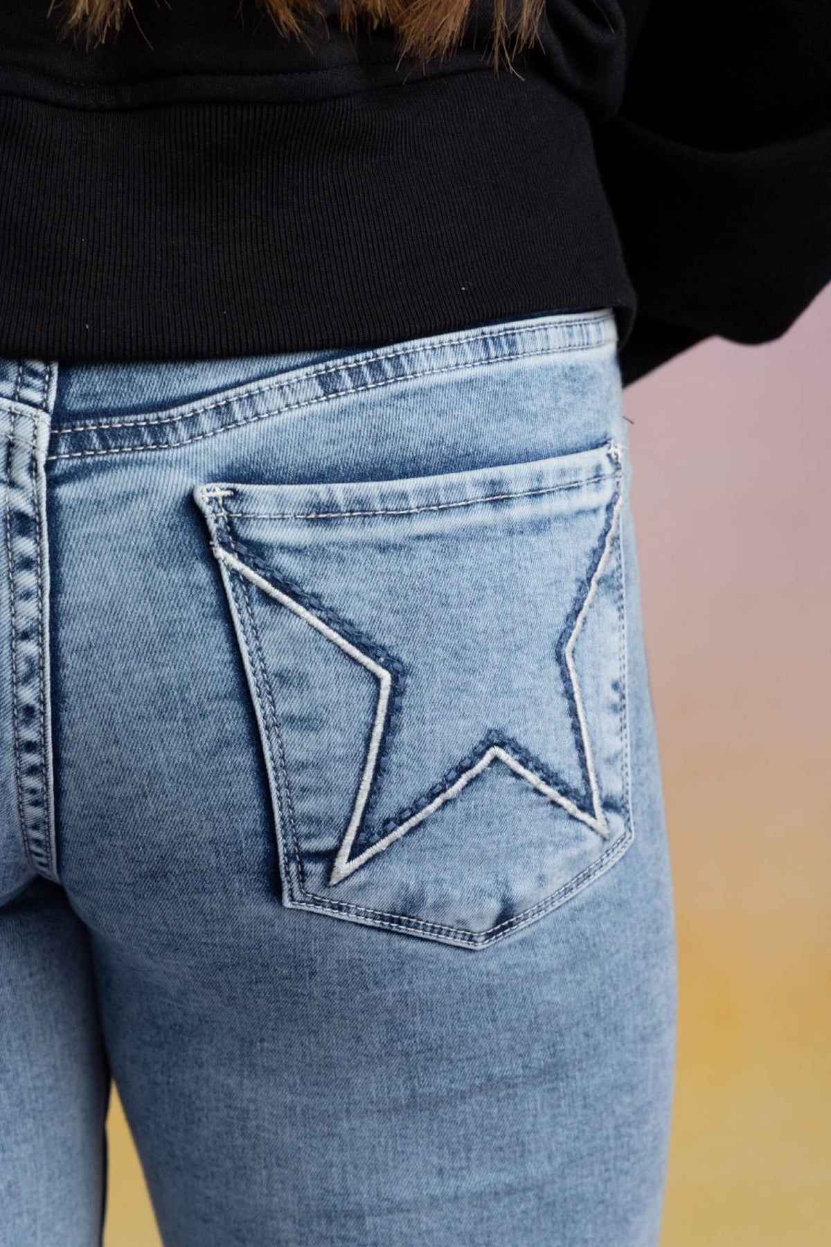 Jeans Glith Flare Bordado c/Desflecado Azul Cacao