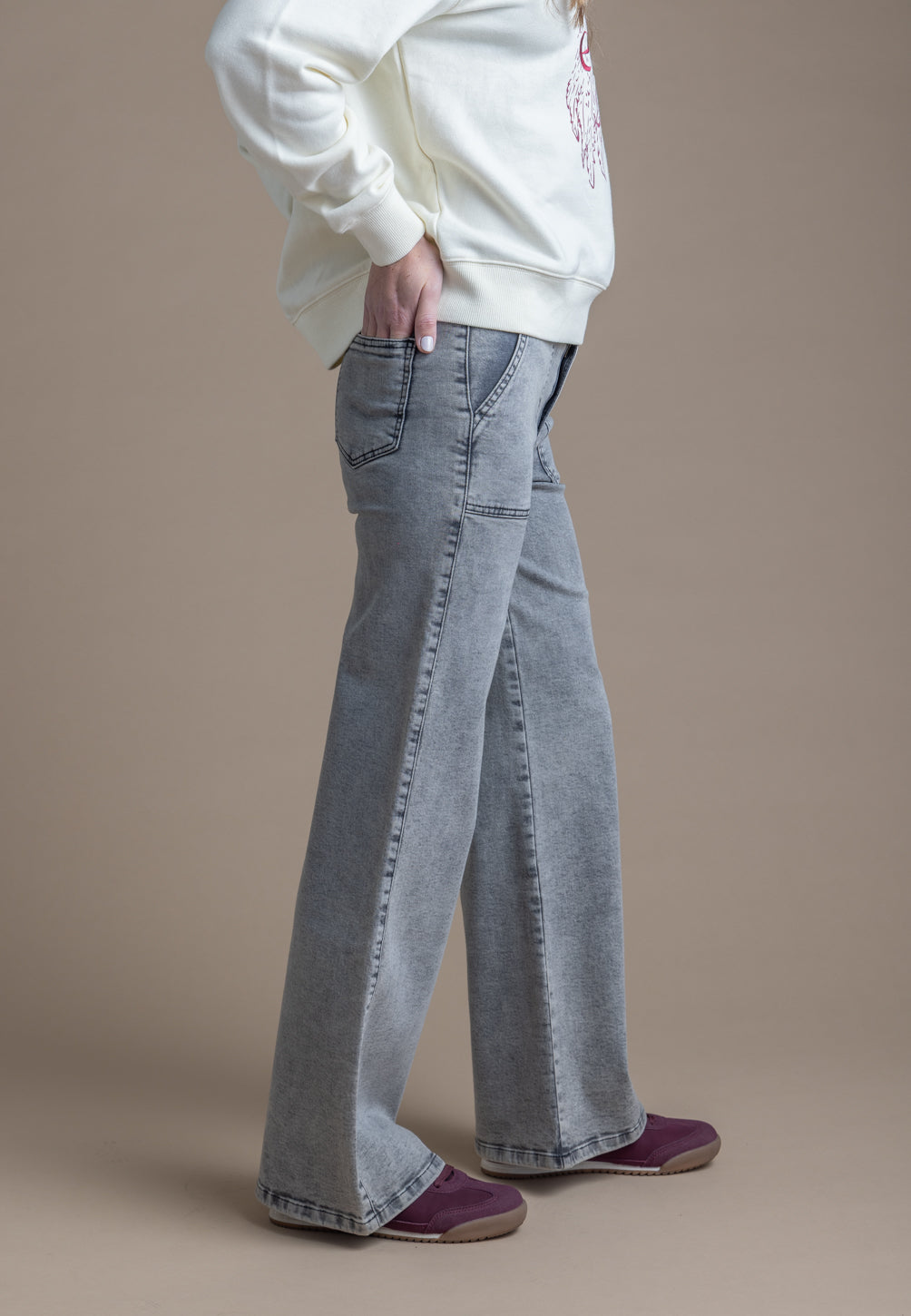 Jeans Zoe Palazzo Bolsillo Parche Gris Efesis