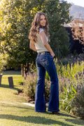 Jeans Filippa Flare Bordado Mariposas Bolsillo Azul Efesis