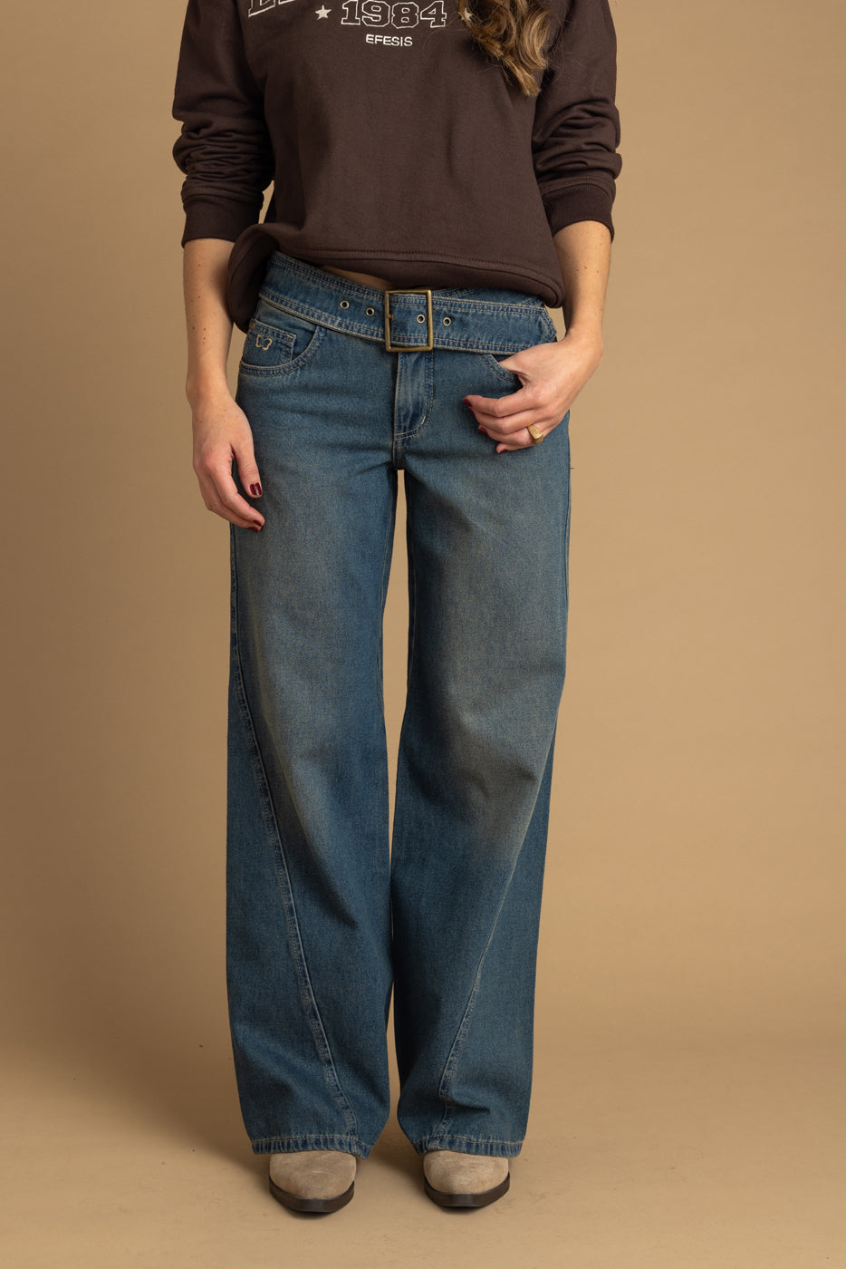 Jeans Ginger Palazzo Traspaso y Cinturon Azul Efesis