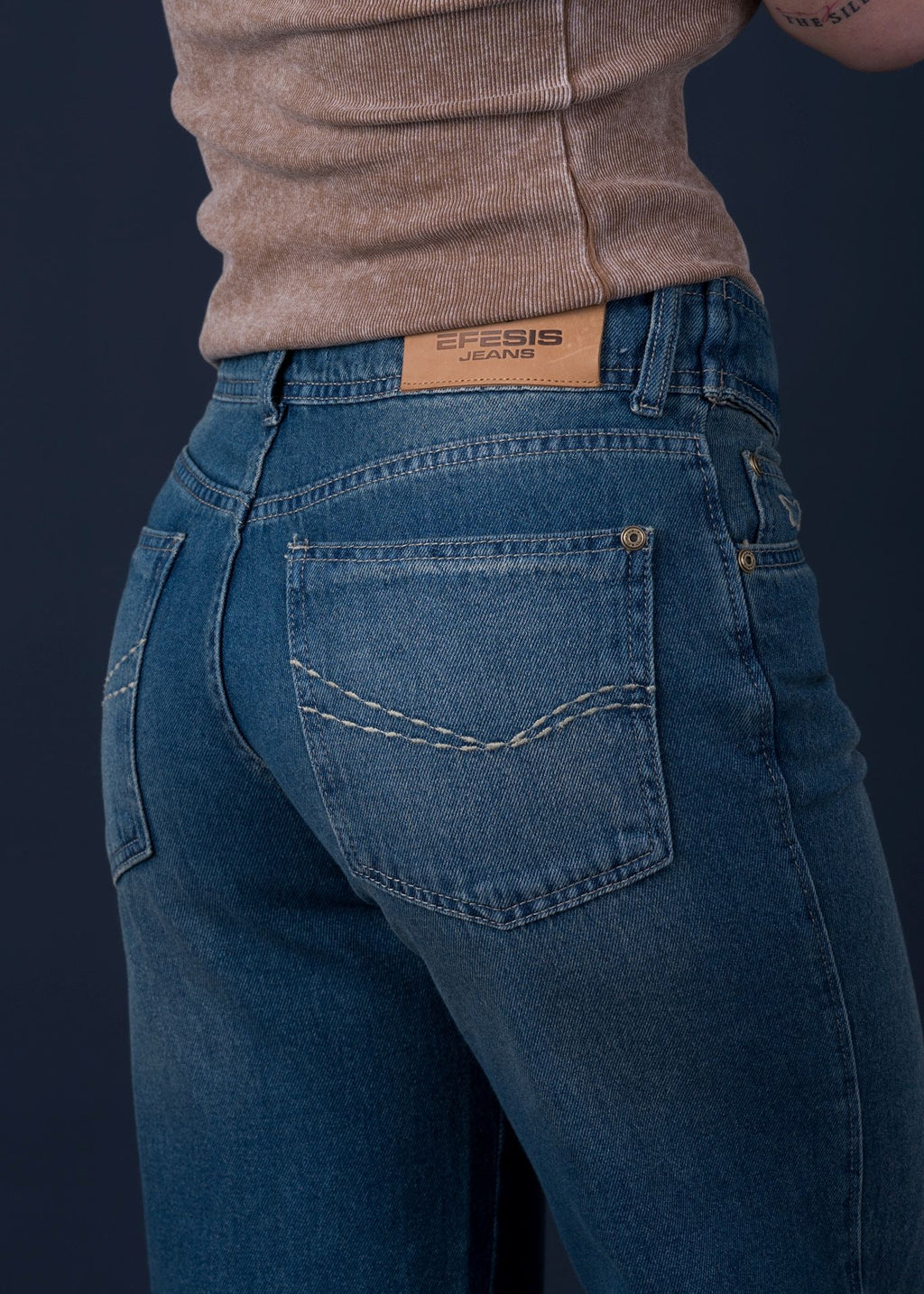 Jeans Ginger Palazzo Traspaso y Cinturon Azul Efesis