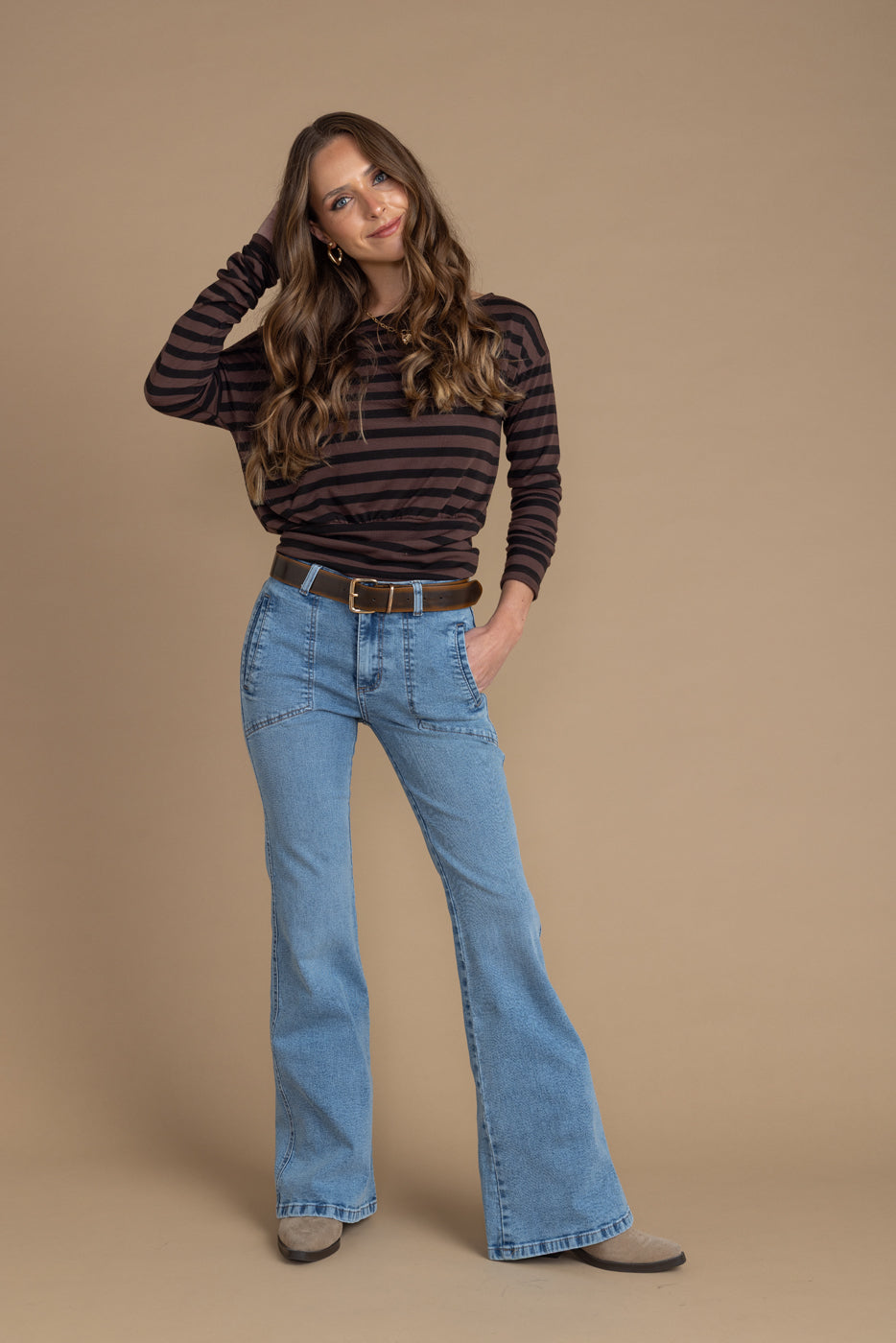 Jeans Claus Flare Bolsillo Vivo Interior Azul Efesis