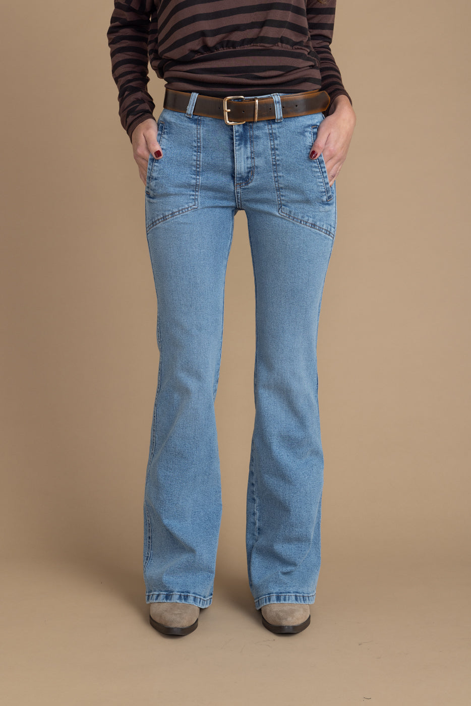 Jeans Claus Flare Bolsillo Vivo Interior Azul Efesis