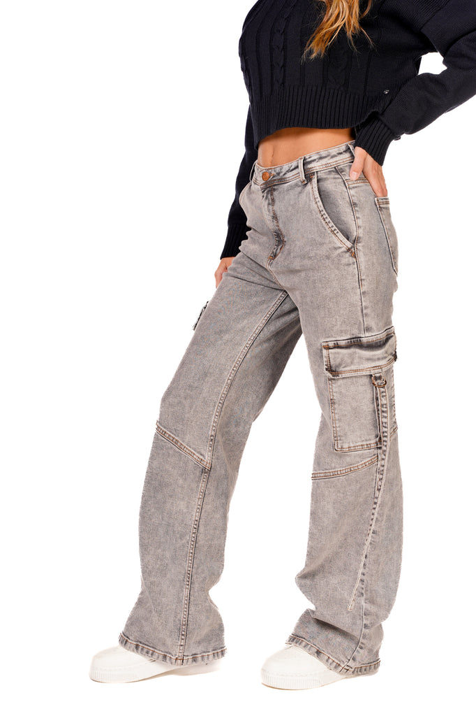 Jeans Citrino Wide Multibolsillos Gris Efesis