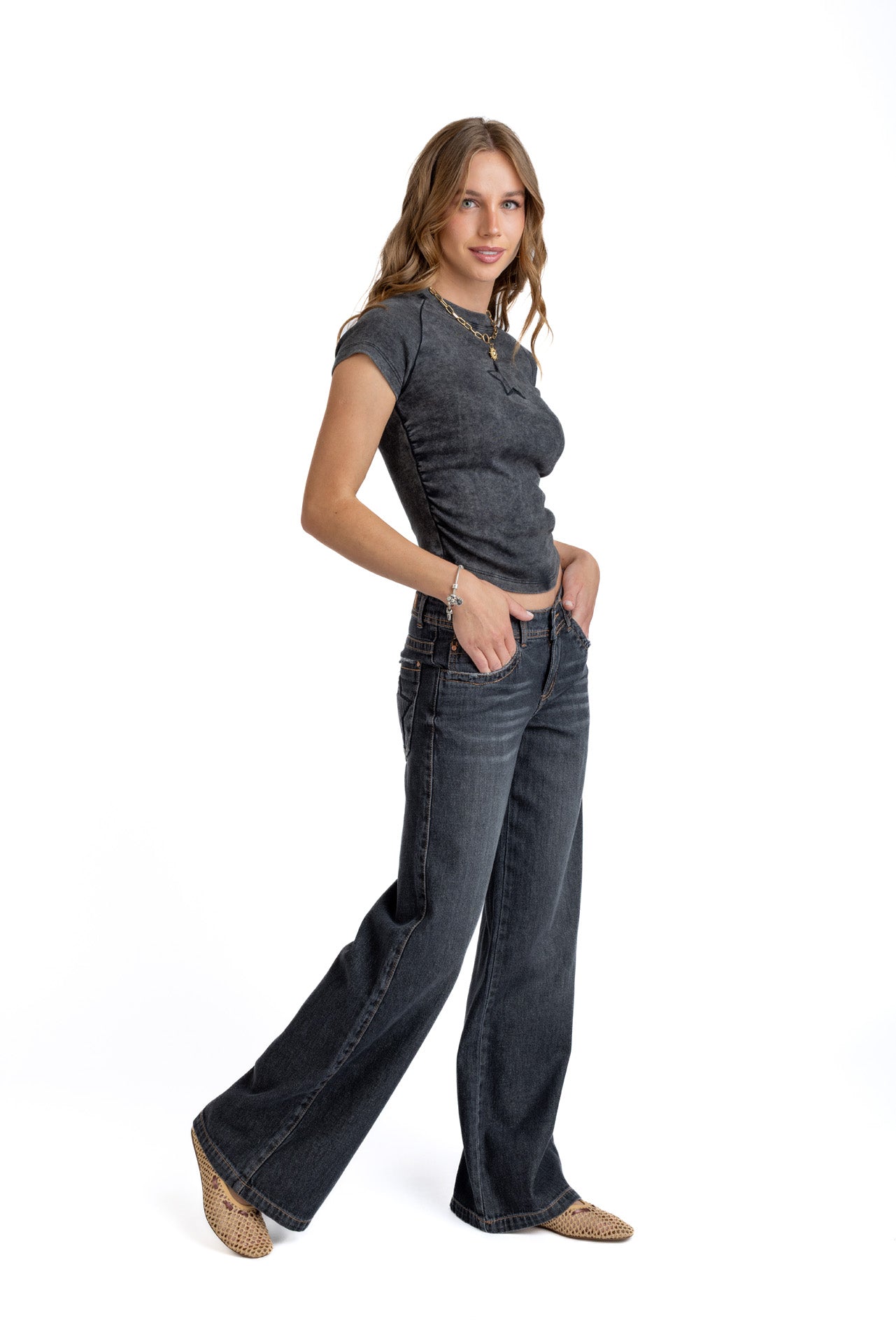 POLERA JIM REGULAR RECOGIDO EN COSTADOS GRAFITO EFESIS