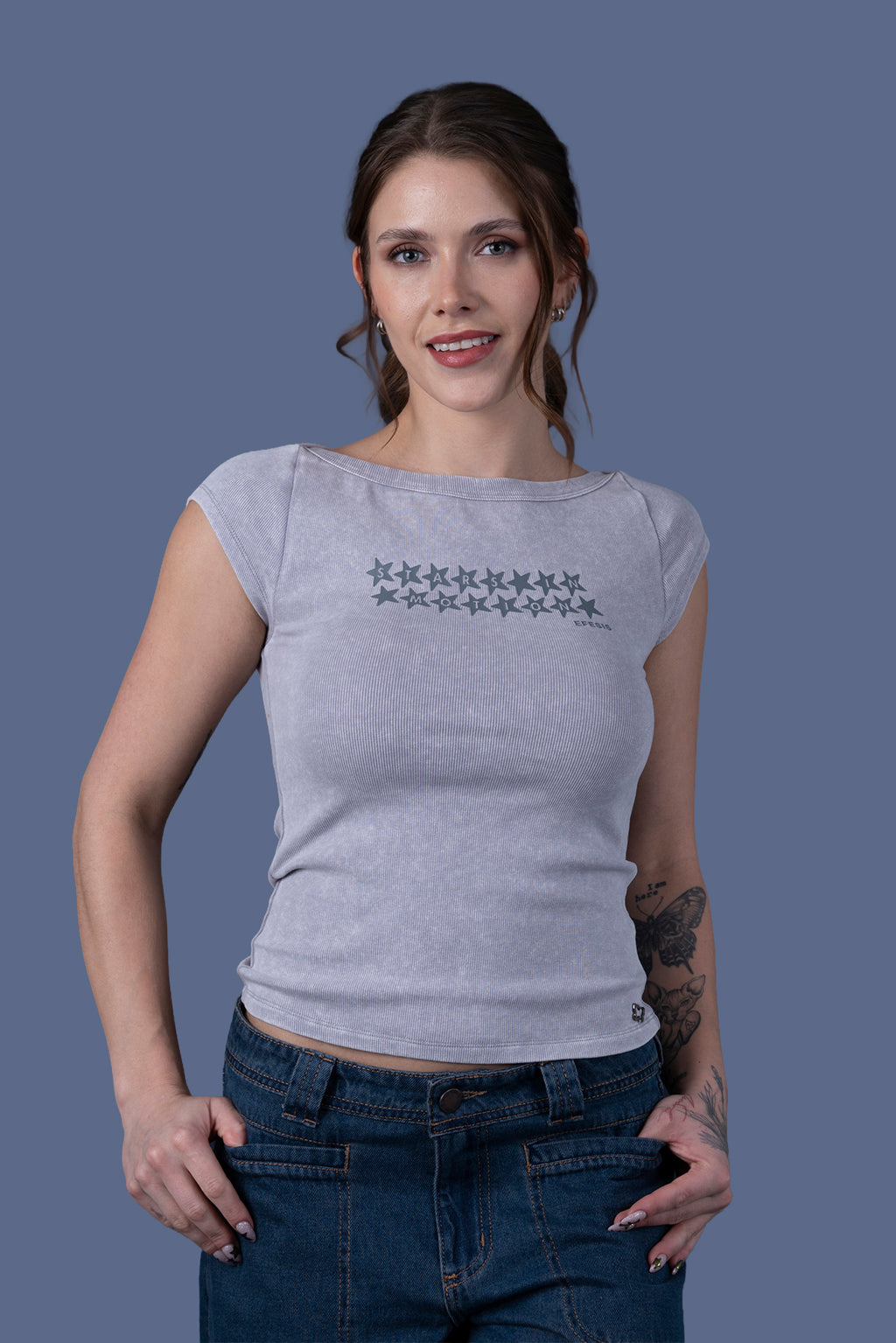 Polera Isa Regular Cuello Barco Gravillada Gris Claro Efesis
