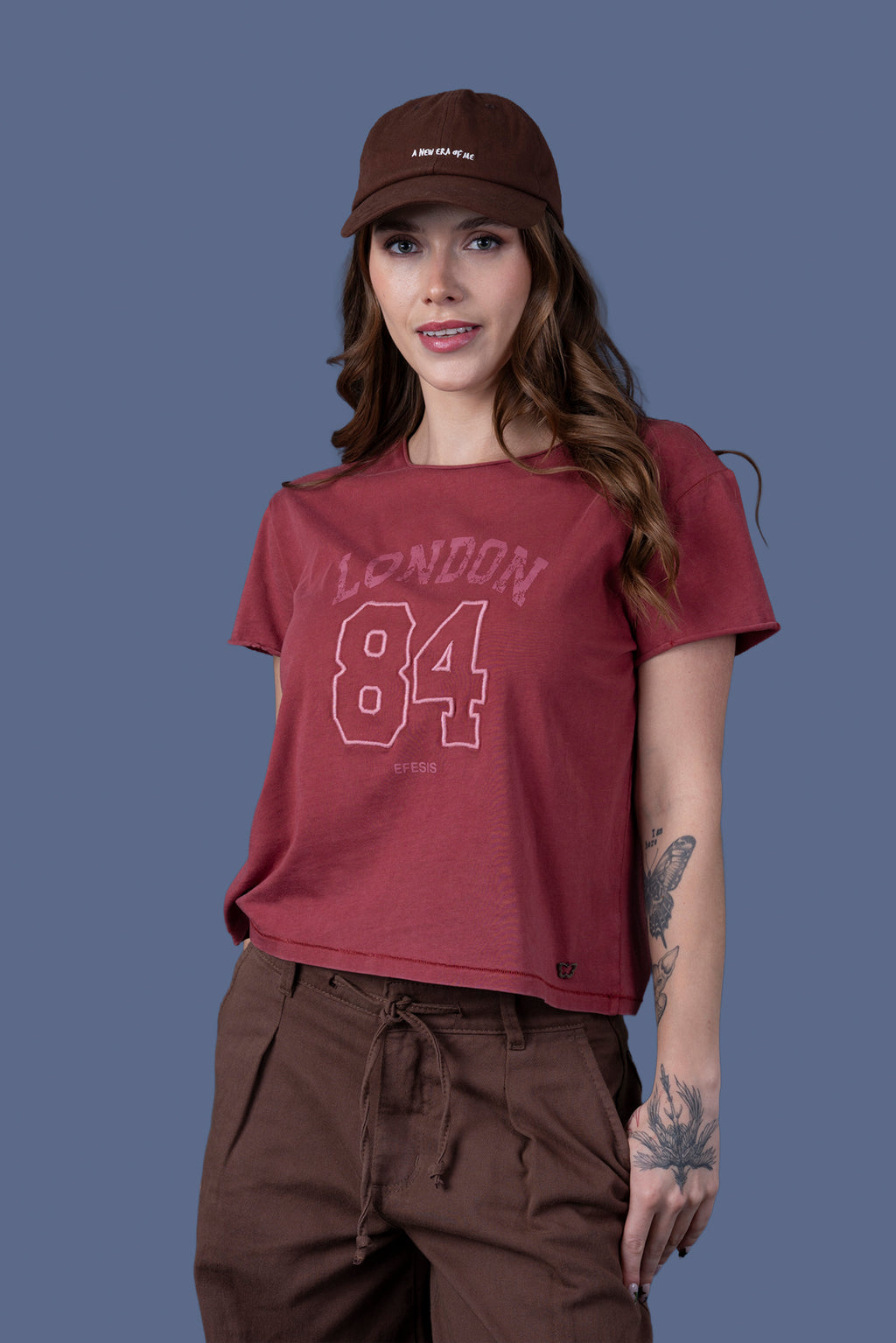 Polera Belisa Regular Bordado y Estampado Burdeo Efesis
