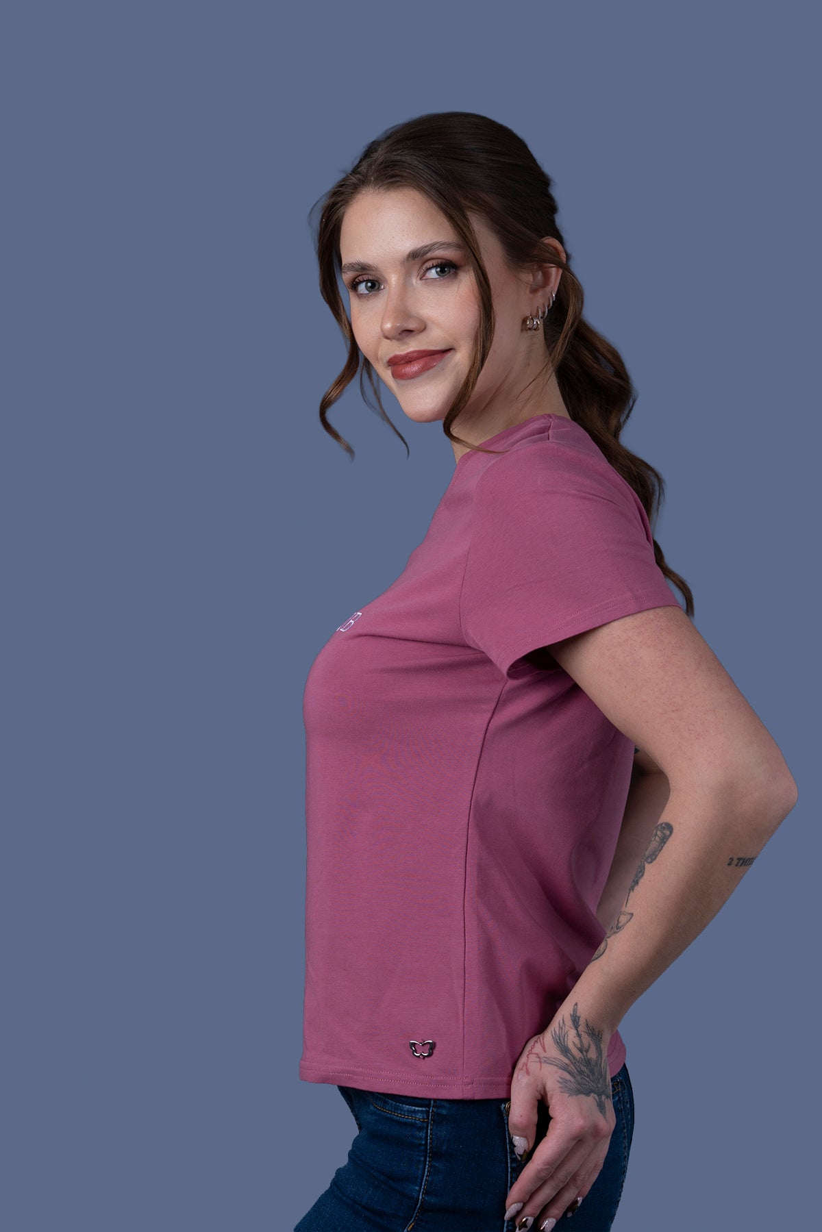 Polera Annie Regular Básica Burdeo Efesis