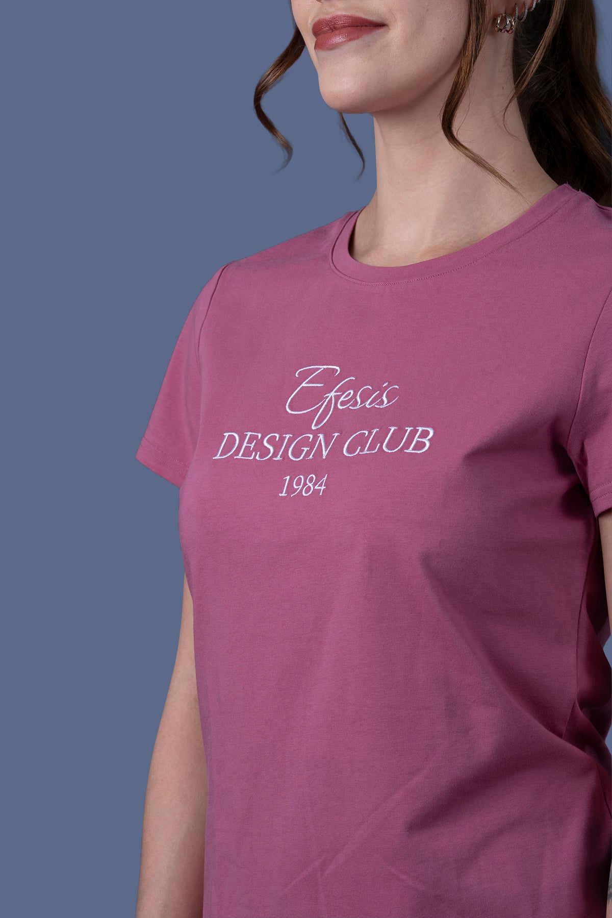 Polera Annie Regular Básica Burdeo Efesis