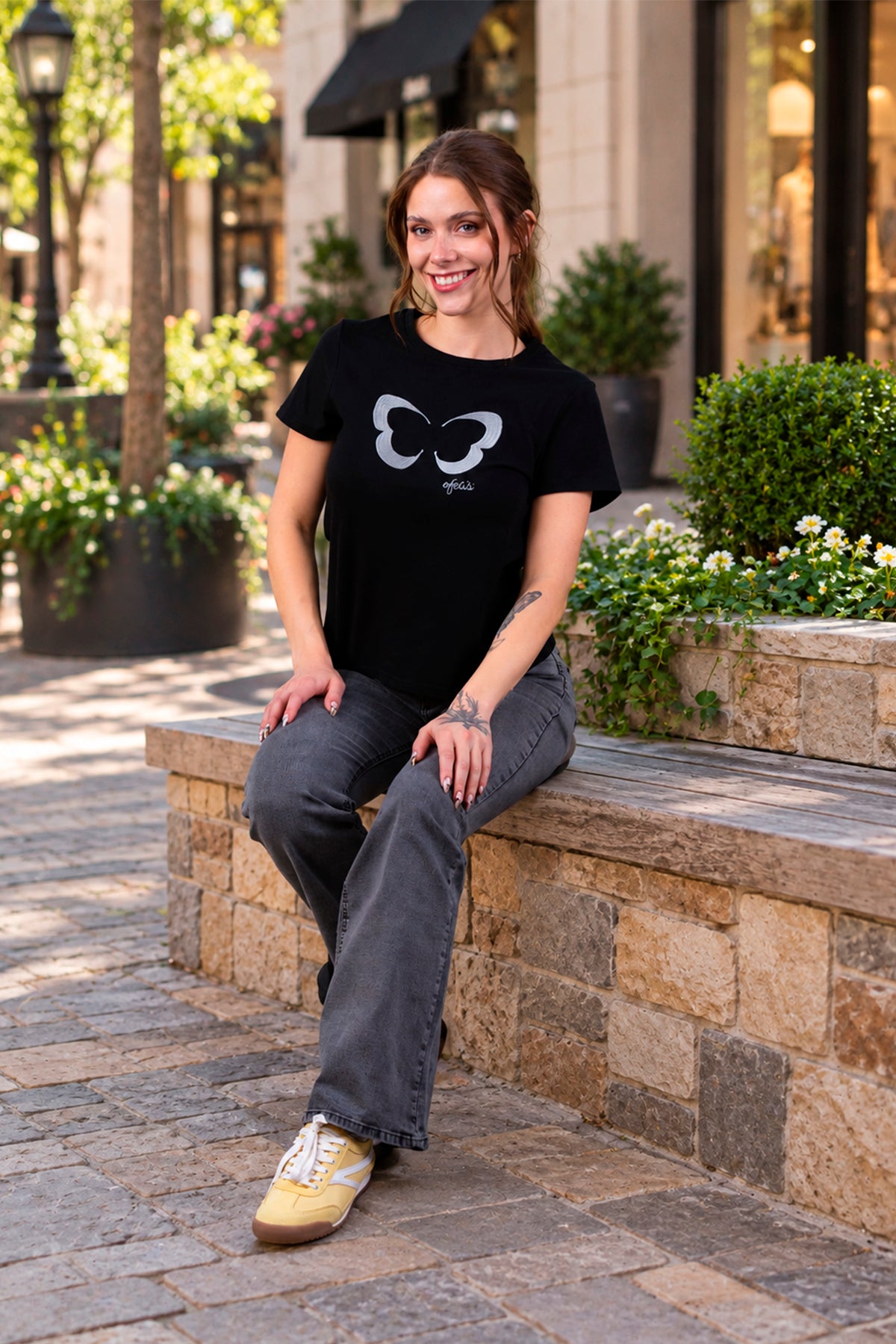 Polera Annie Regular Básica Negro Efesis
