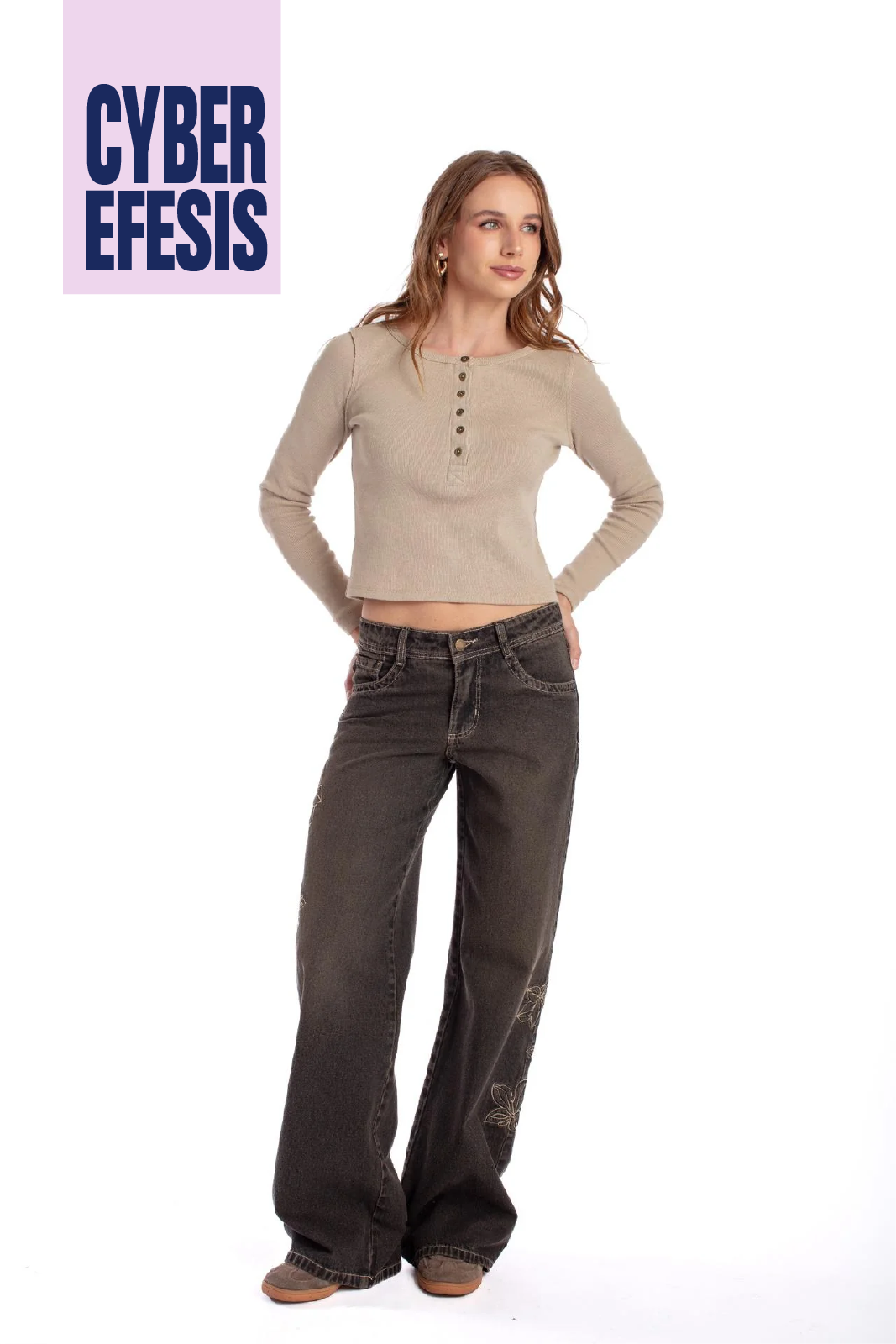 Jeans Dirty Wide Tiro Bajo Bordado Inflado Negro Efesis