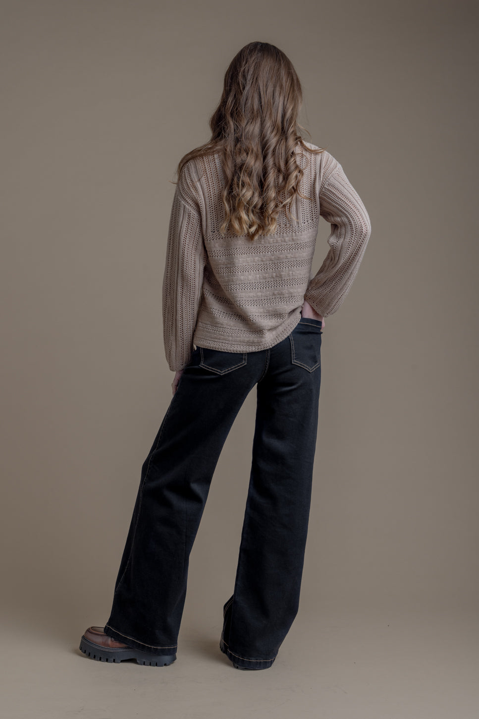 Jeans Piragi Palazzo Hilo Contratono y Bolsillo Incrustado Negro Efesis