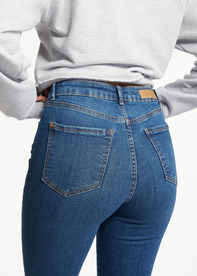 Jeans Lilen Straight - Recto Dark Boca Bolsillo en Forma Azul Efesis