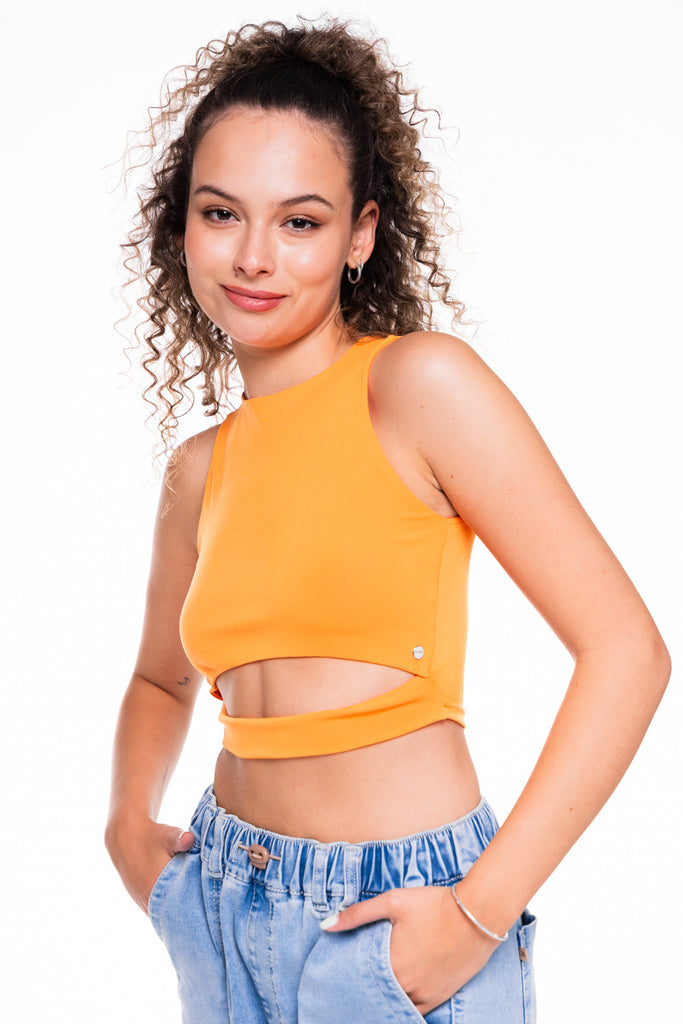 Polera Viena Crop Abertura Delantera Naranja Efesis