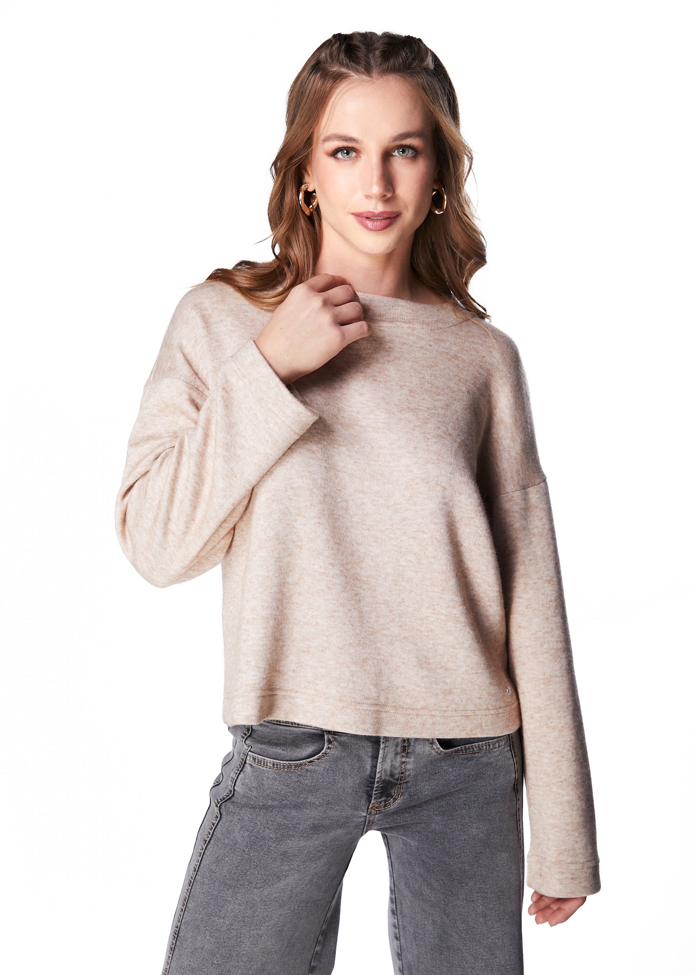 SWEATER CLARA REGULAR CUELLO ALTO