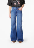 JEANS SELENA PALAZZO PINZA EN TRASERO AZUL EFESIS