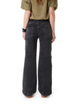JEANS LYNA WIDE CARGO MULTIBOLSILLOS NEGRO EFESIS