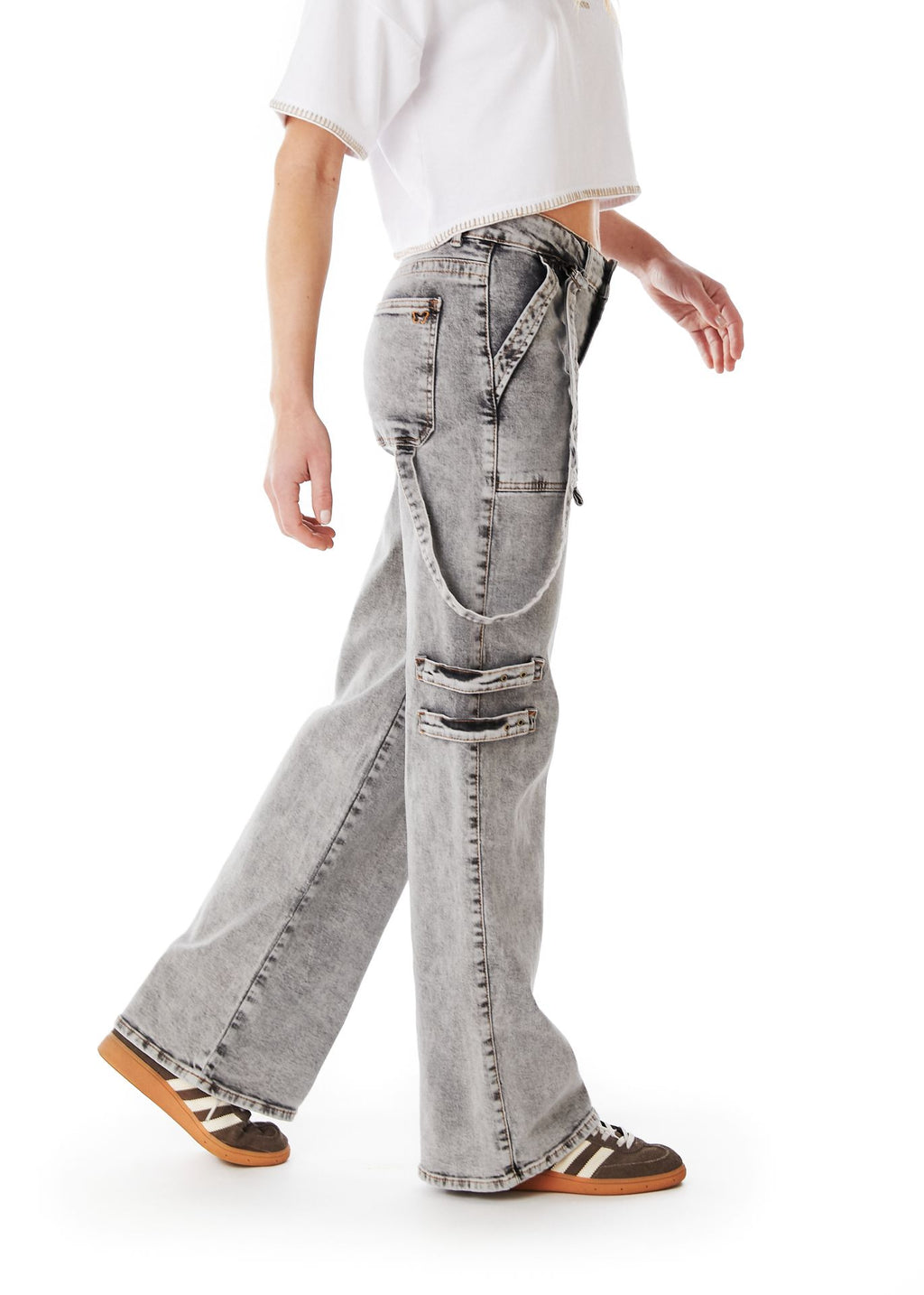 JEANS ZAHIR WIDE TRABAS BOLSILLO PARCHE GRIS EFESIS