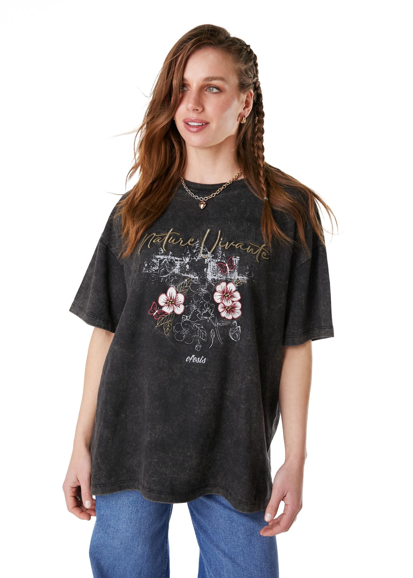 POLERA DICKY OVERSIZE GRAVILLADO Y BORDADO GRAFITO EFESIS
