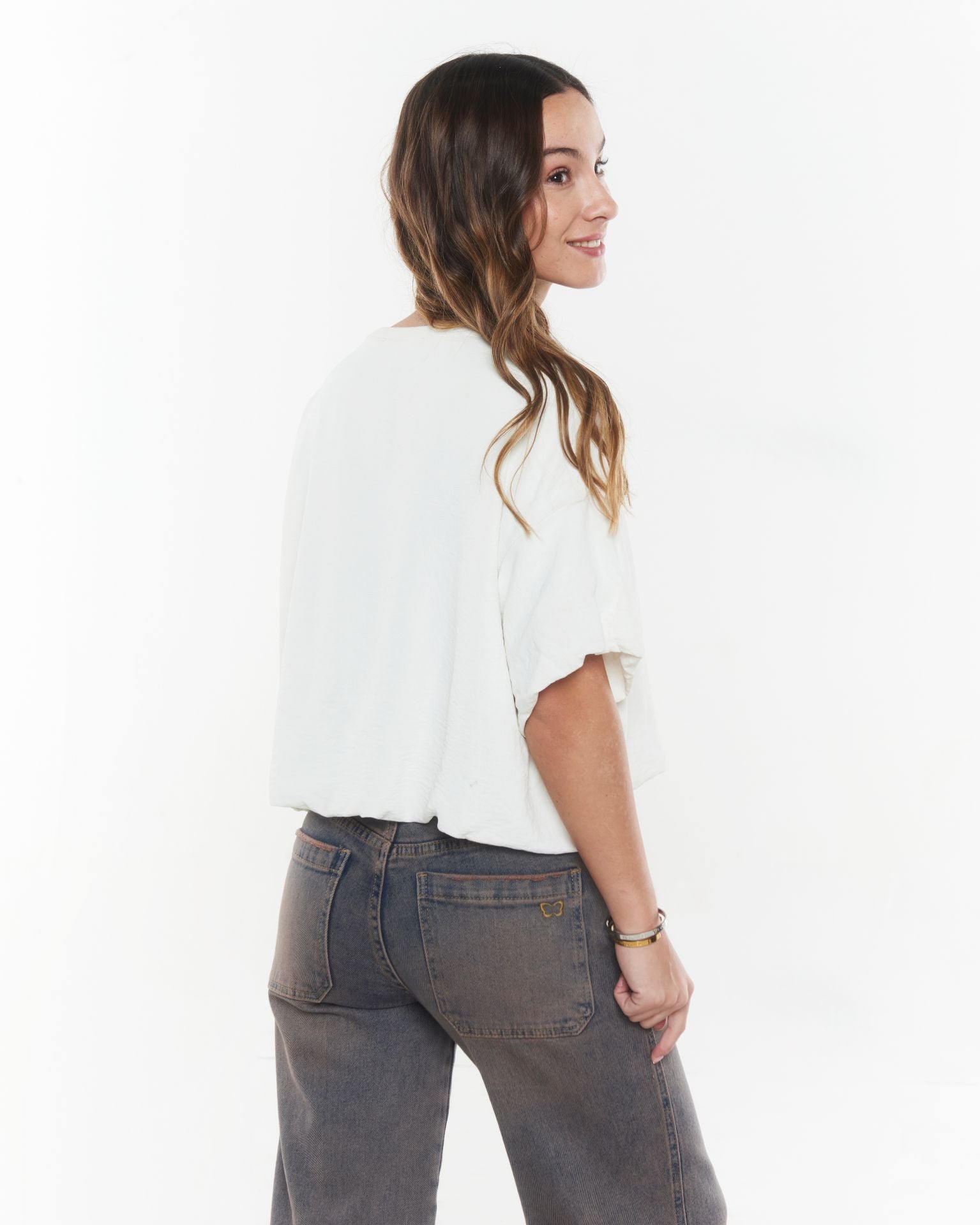 POLERA EBBE OVERSIZE GLOBO CRUDO EFESIS