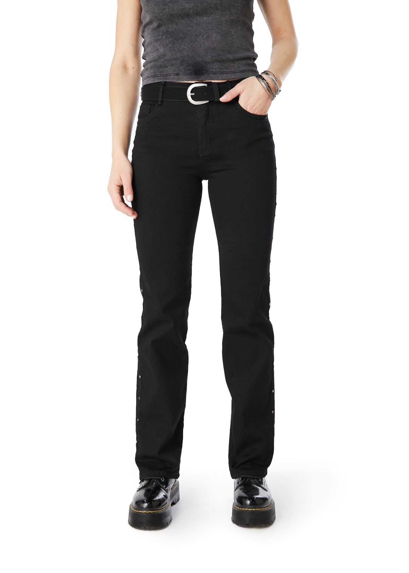 JEANS RUBRUN STRAIGHT - RECTO TACHAS EN COSTADO NEGRO EFESIS
