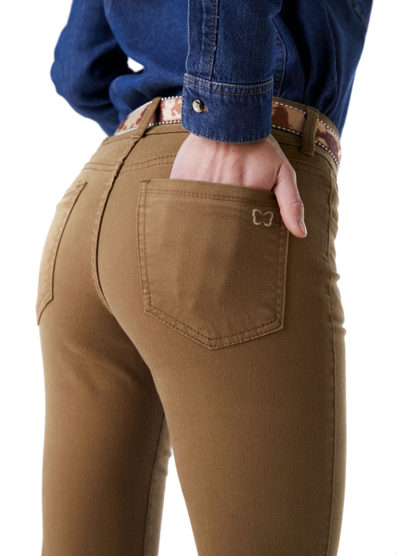 PANTALÓN CAPUCHINO FLARE ALFORZAS CAFÉ EFESIS