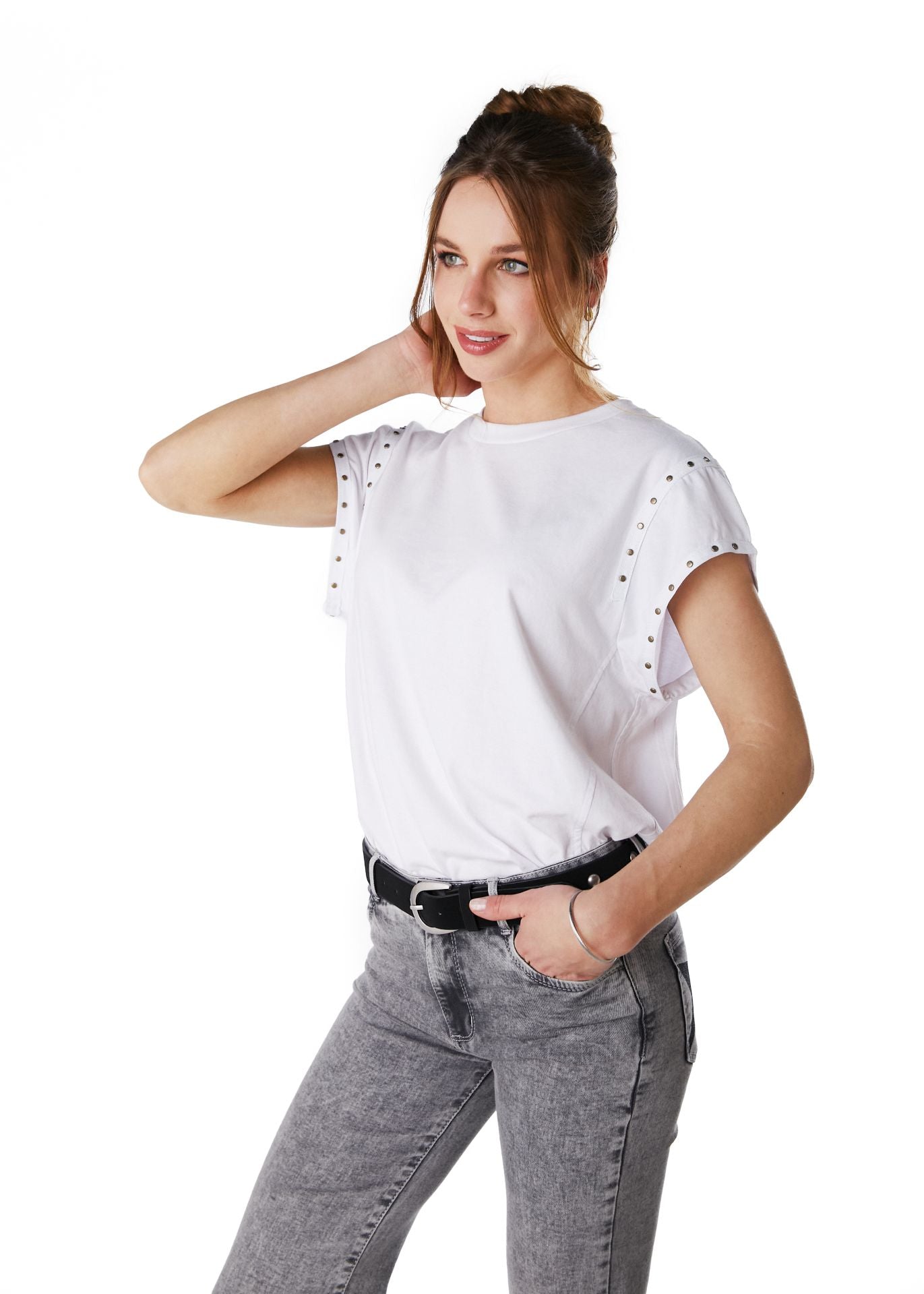 POLERA MERCIER OVERSIZE TACHAS Y ABERTURA ESPALDA BLANCO EFESIS