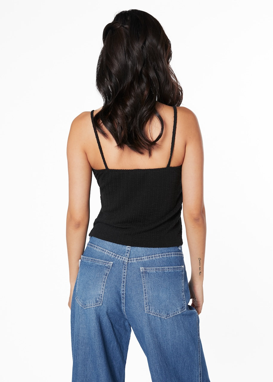 POLERA DIMITRY CROP PABILOS Y CRUCE DELANTERO NEGRA