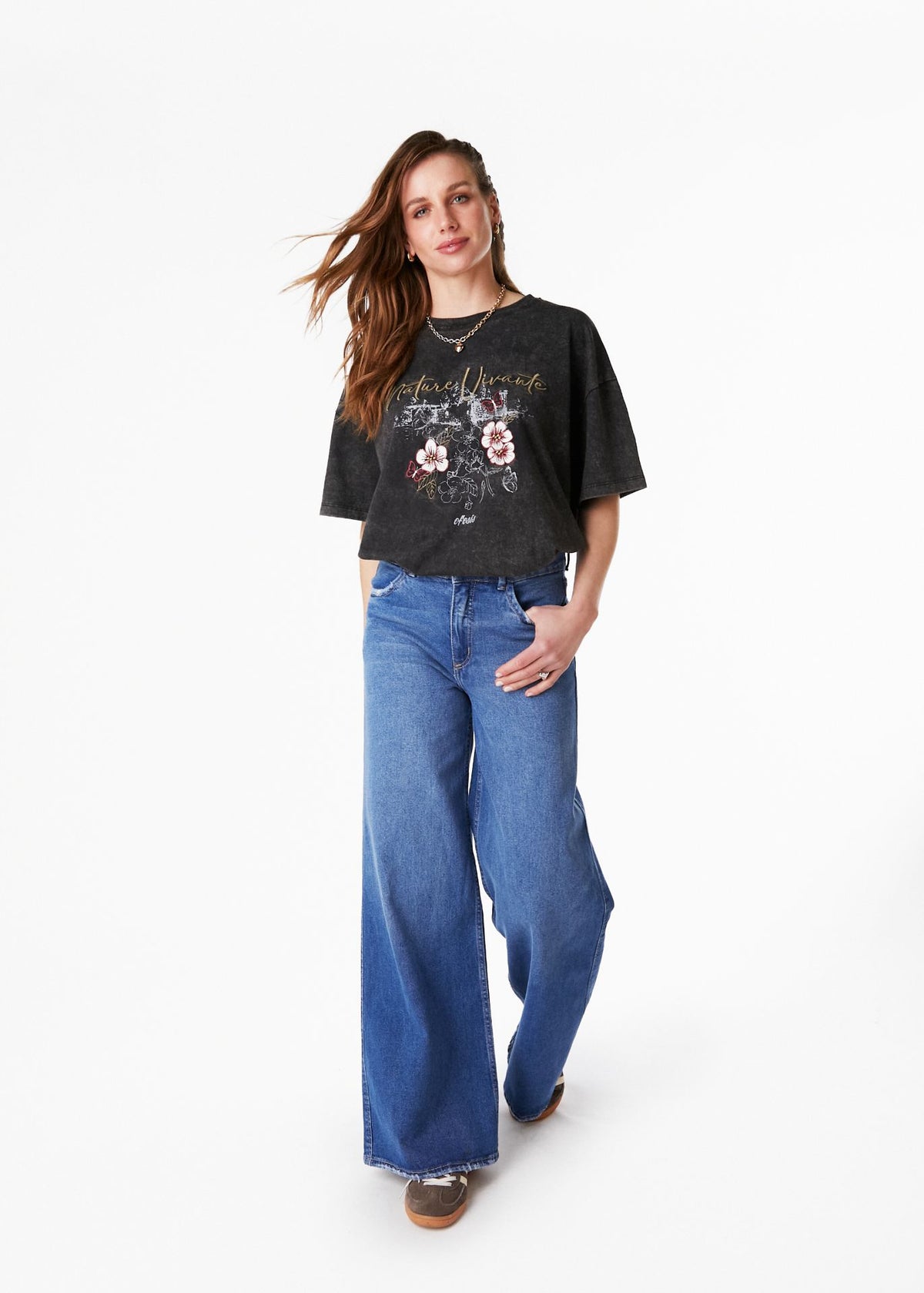 JEANS SELENA PALAZZO PINZA EN TRASERO AZUL EFESIS