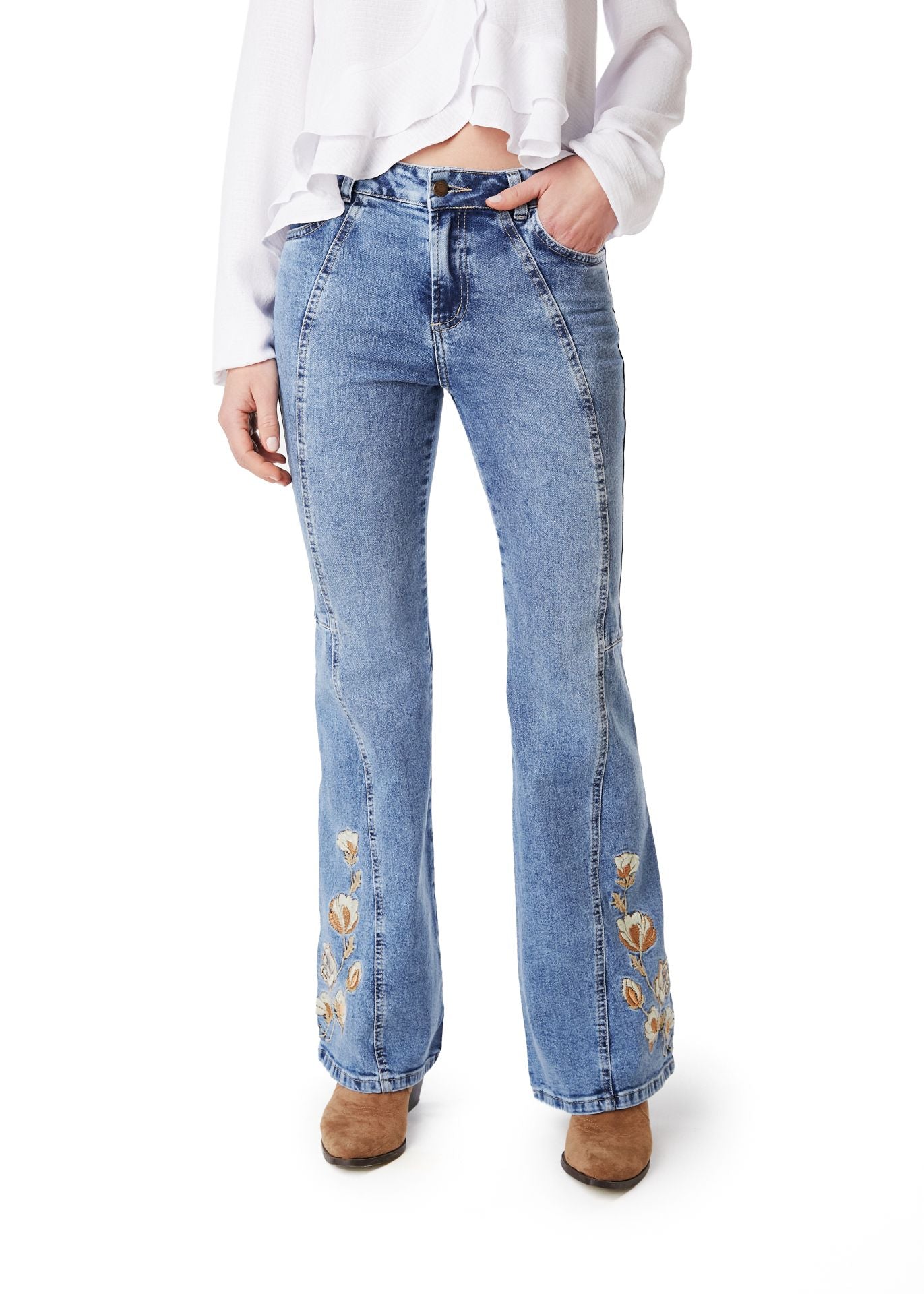 JEANS CURVI FLARE CORTES Y BORDADO AZUL EFESIS