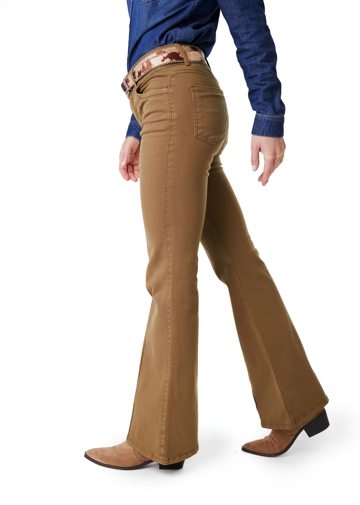 PANTALÓN CAPUCHINO FLARE ALFORZAS CAFÉ EFESIS