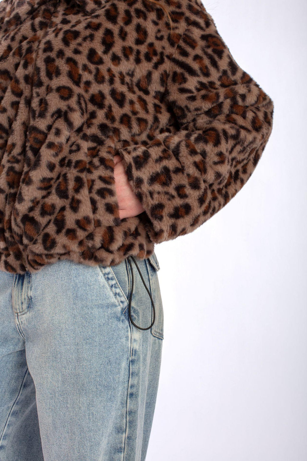 Chaqueta Zany Regular tipo Chiporro Animal Print Efesis