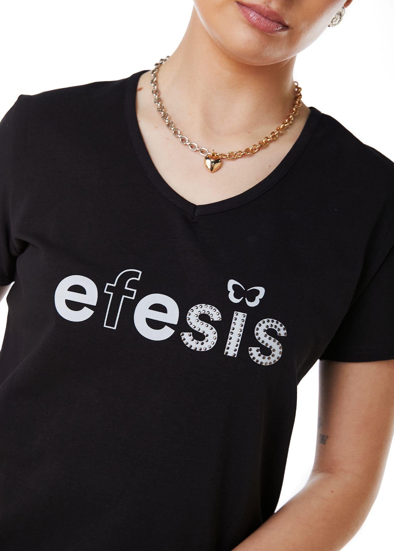 POLERA SARAI REGULAR ESTAMPADO Y TACHAS NEGRO EFESIS