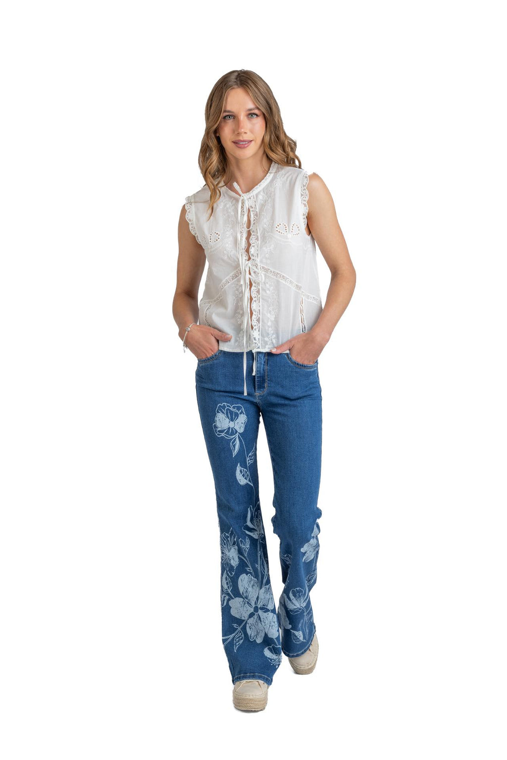 Blusa Lorein Broderie Amarras Blanco Efesis