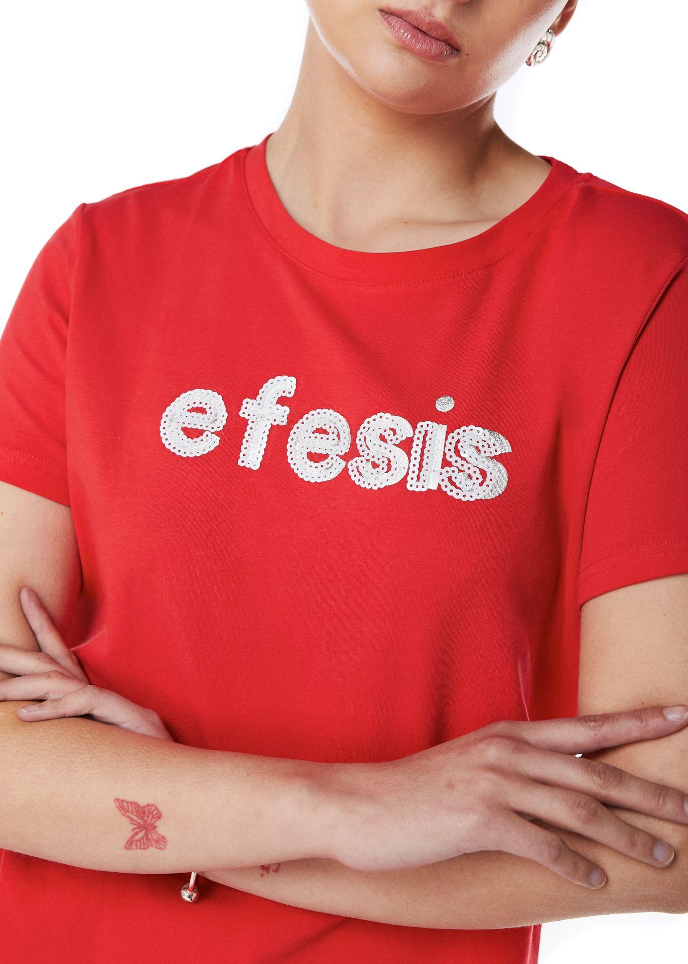 POLERA MILA REGULAR ESTAMPADO Y LENTEJUELAS ROJO EFESIS