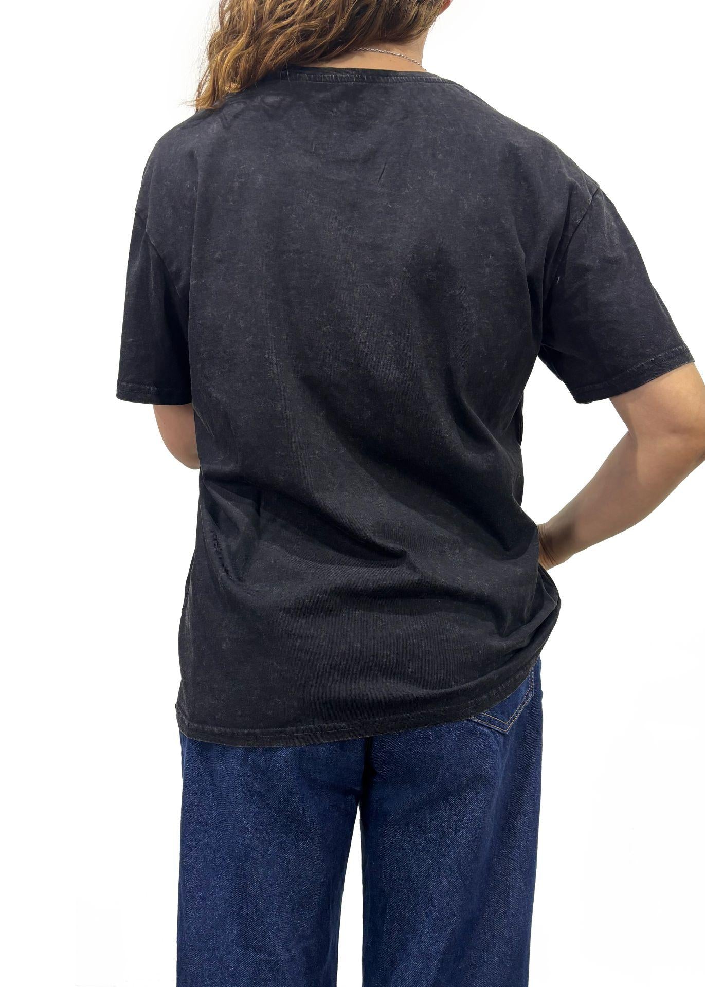 POLERA IKER REGULAR ESTAMPADA NEGRO EFESIS