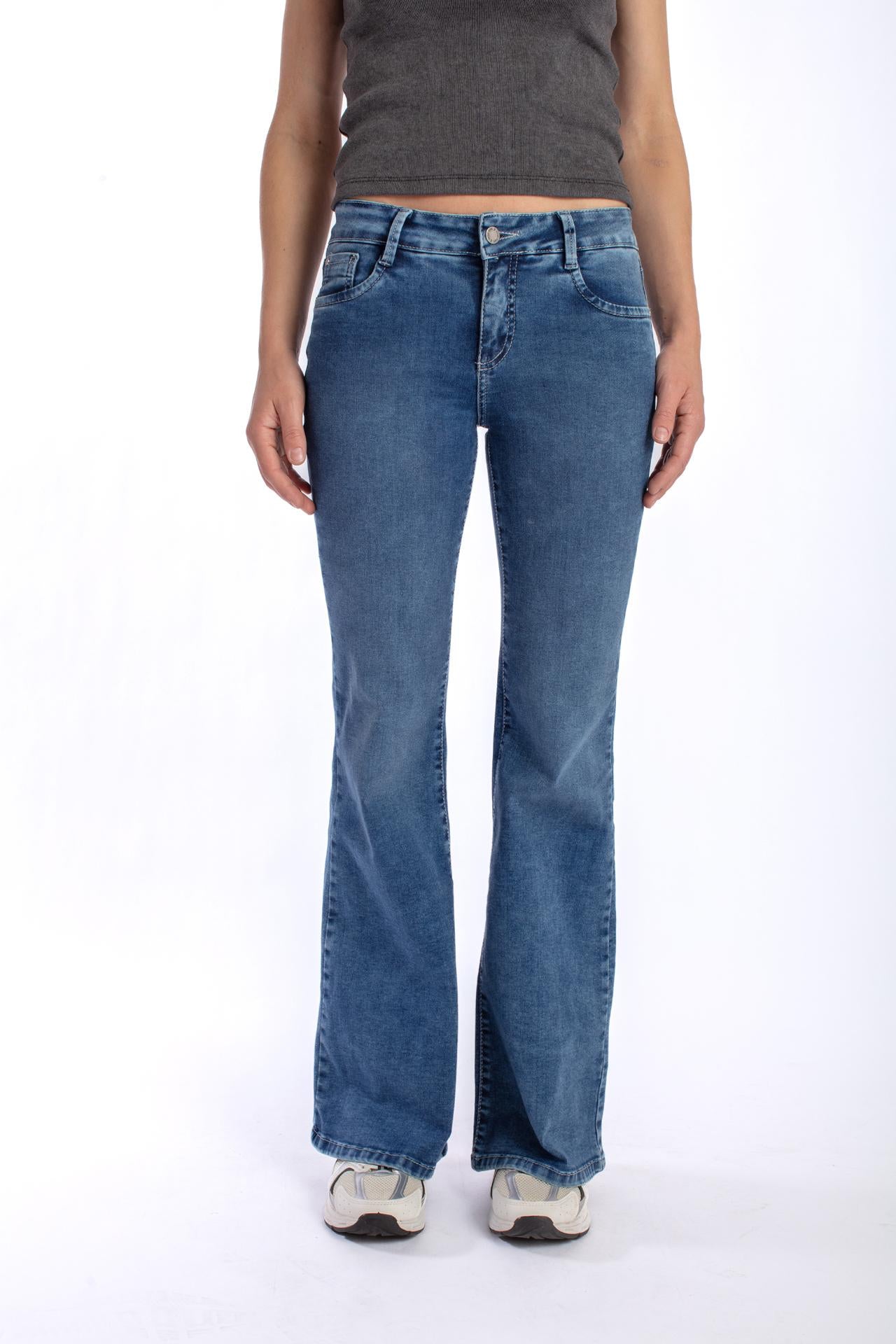 JEANS WINGS FLARE BORDADO ALAS AZUL MEDIO EFESIS