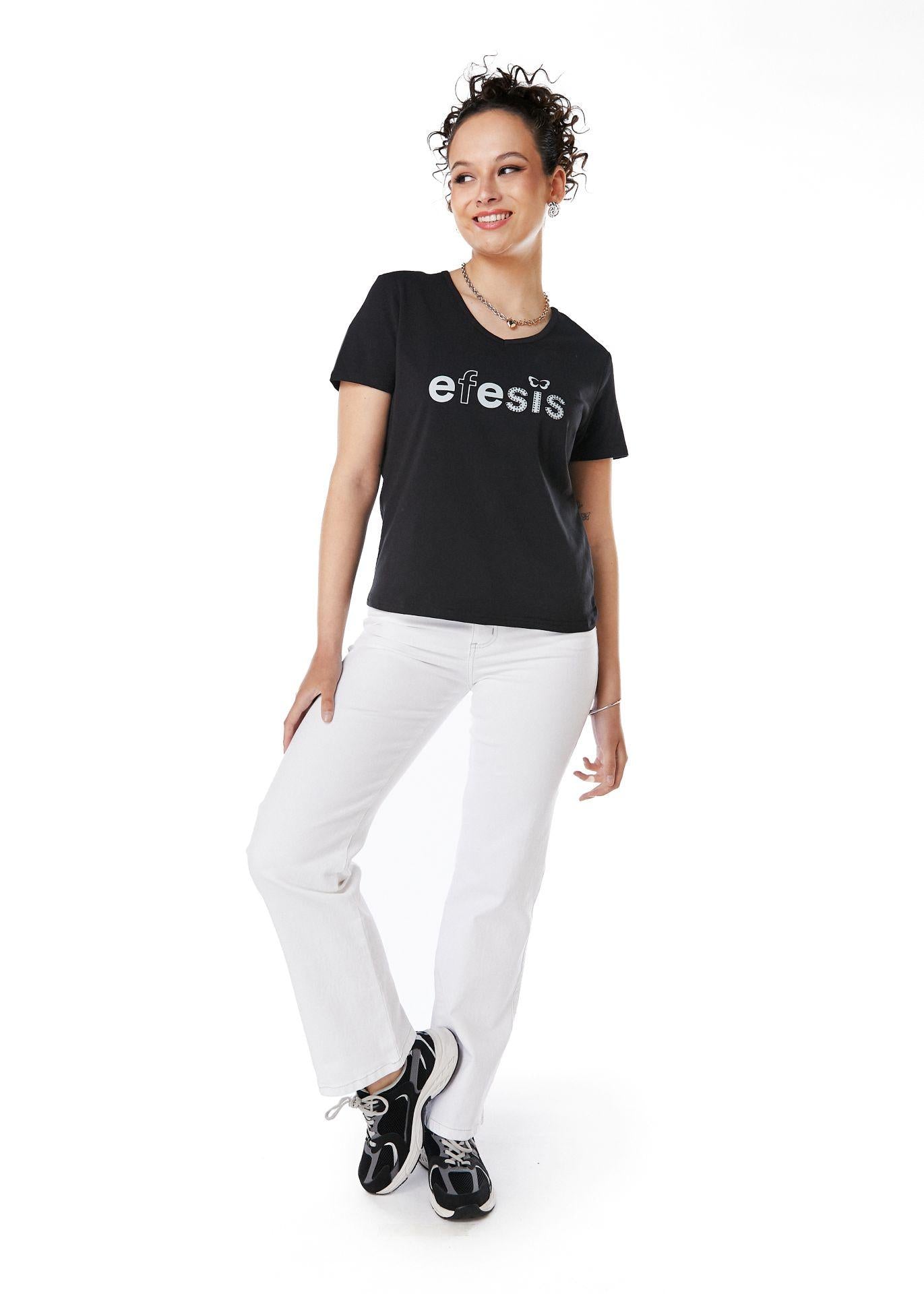 POLERA SARAI REGULAR ESTAMPADO Y TACHAS NEGRO EFESIS