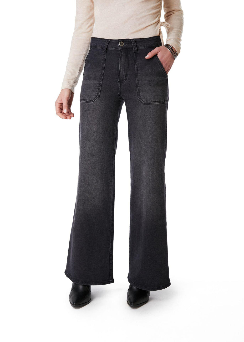 Jeans Zoe Palazzo Bolsillo Parche Negro Efesis