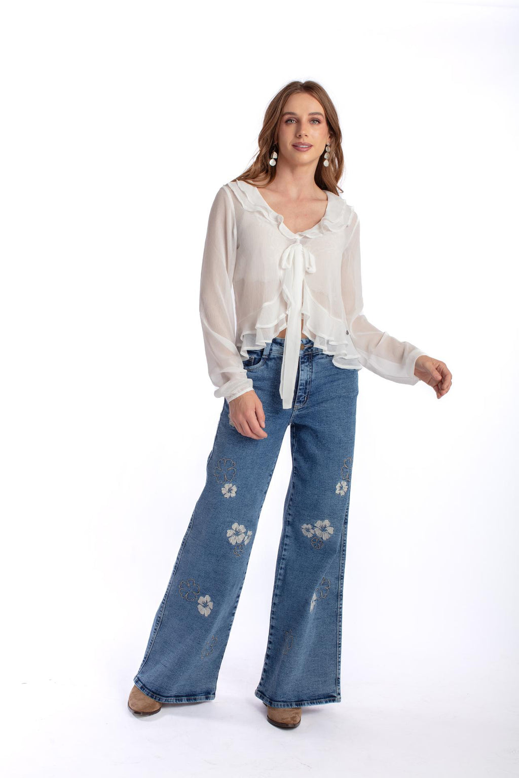 BLUSA SPEARS REGULAR VUELOS DELANTEROS BLANCO EFESIS