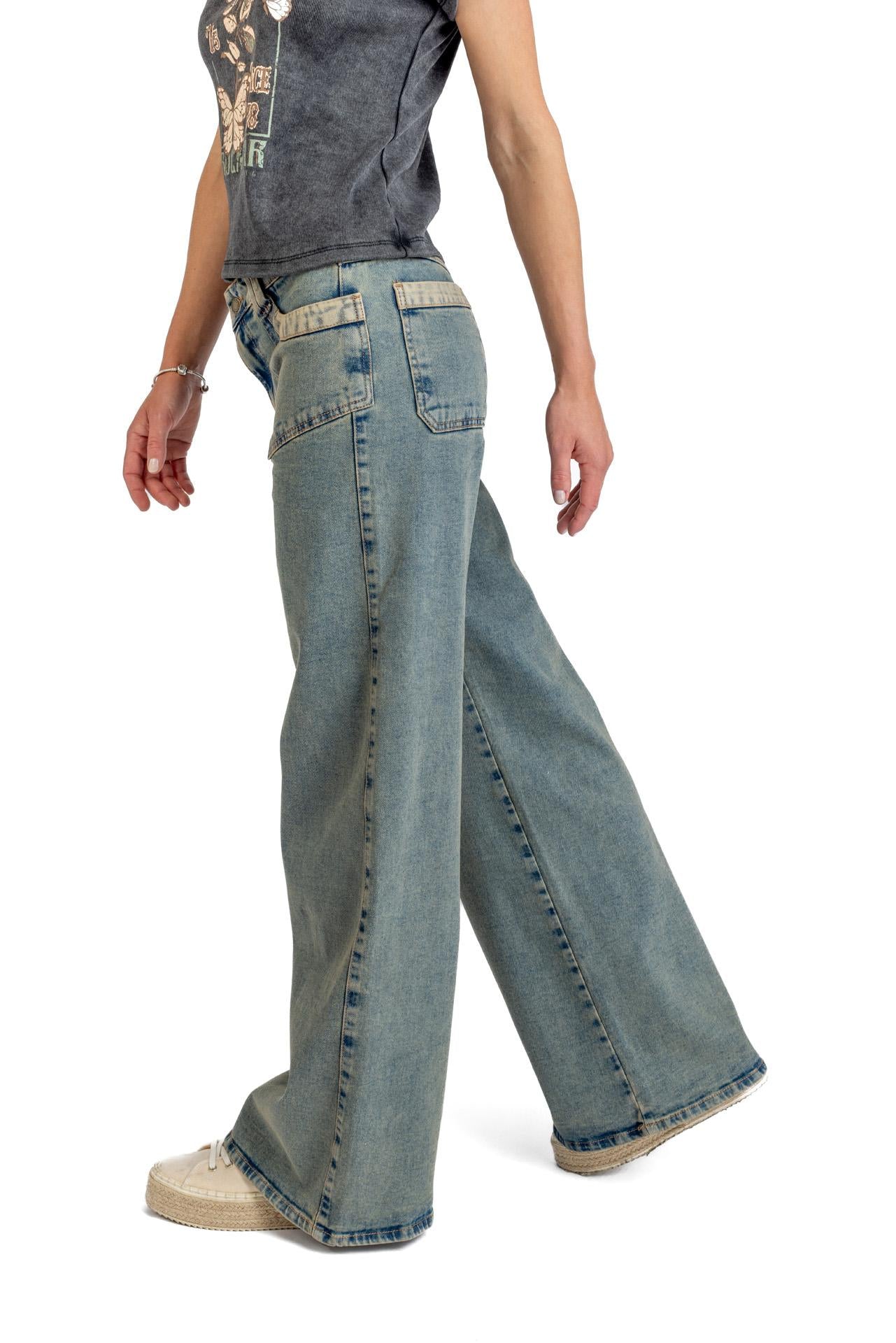 JEANS KARUN WIDE SOBRETEÑIDO BOLSILLO PARCHE AZUL EFESIS