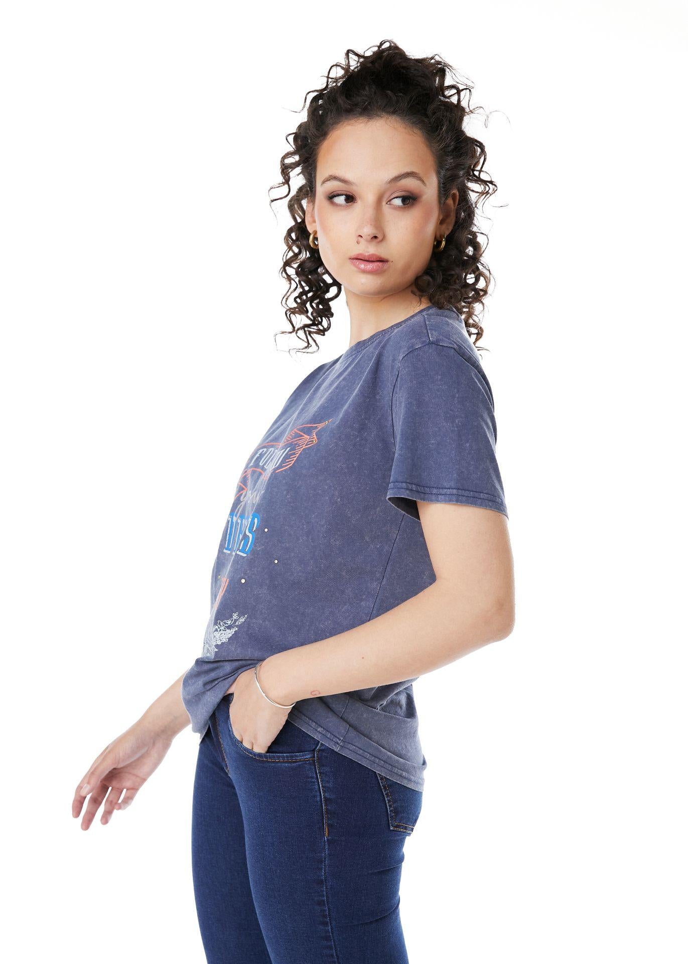 POLERA IKER REGULAR ESTAMPADA AZUL EFESIS