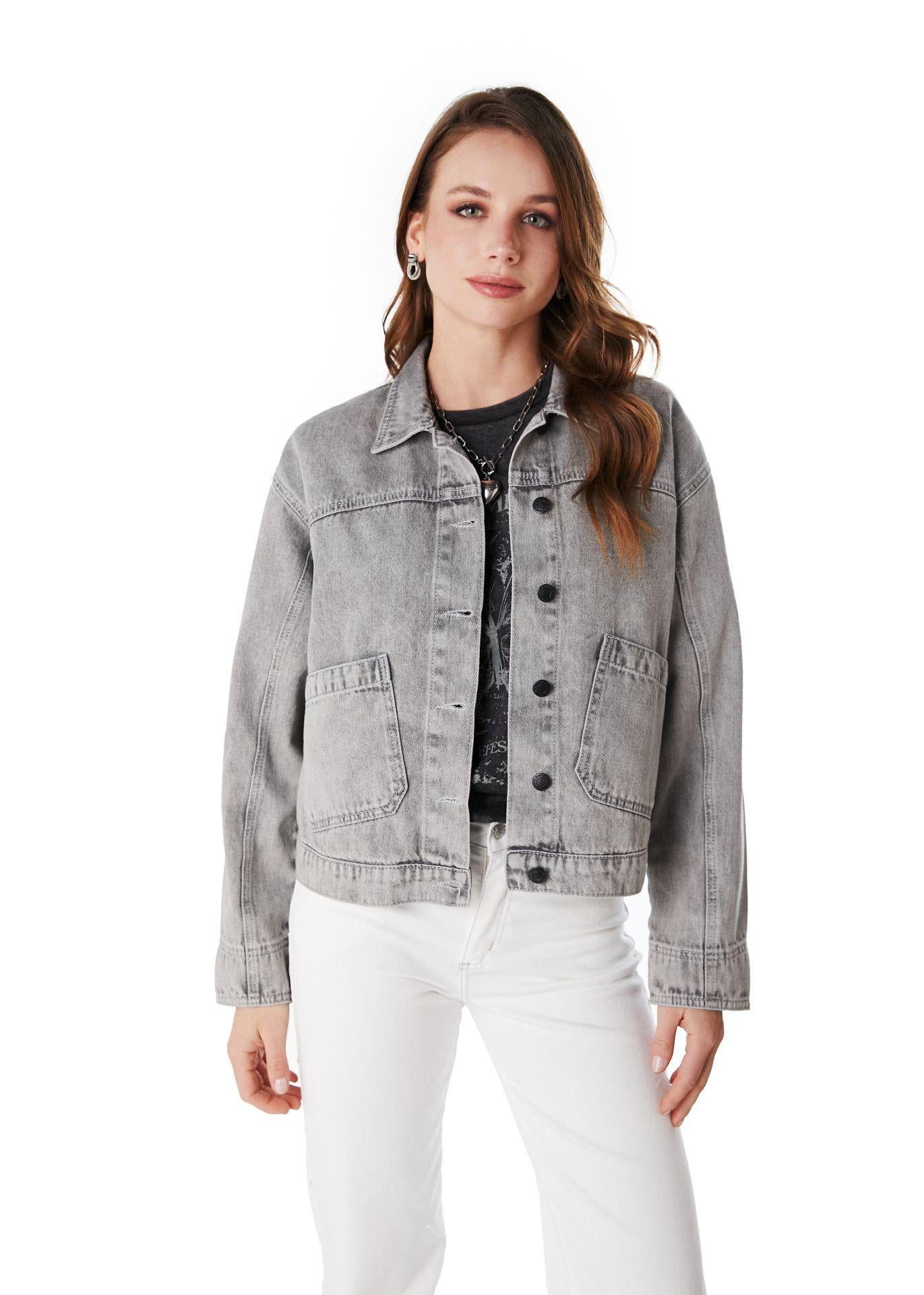 CHAQUETA KODA OVERSIZE CROP GRAVILLADA NEGRO EFESIS