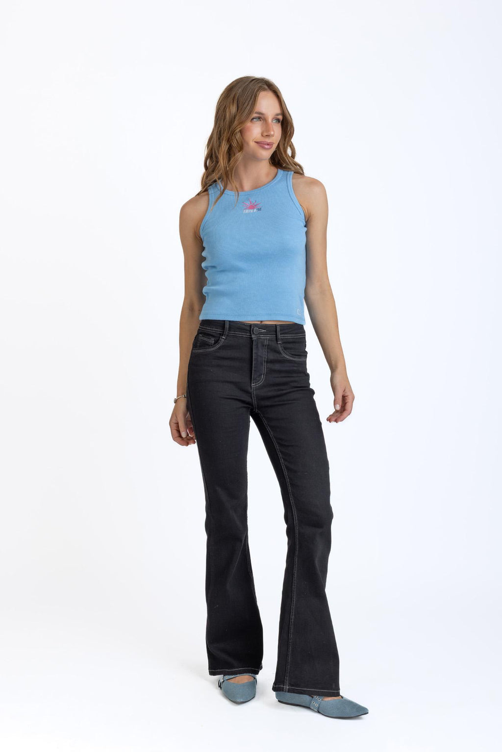 POLERA LAM TOP TANK C/ BORDADO CELESTE EFESIS