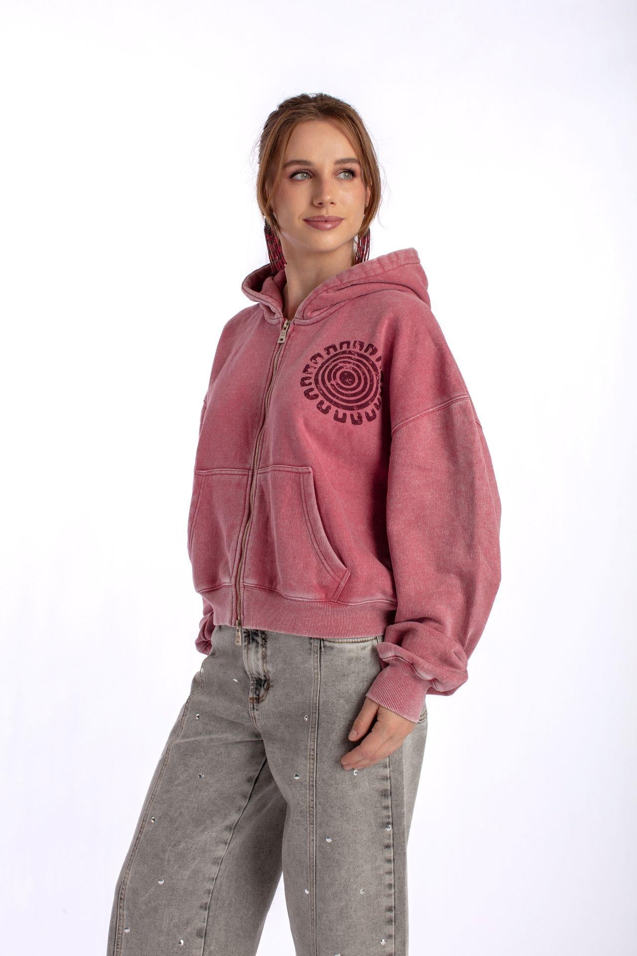 POLERON ZIPER OVERSIZE GRAVILLADO Y ESTAMPADO BURDEO EFESIS