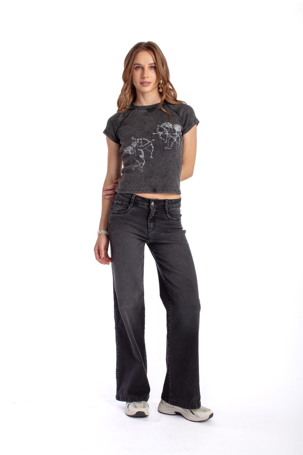 JEANS ANGEL WIDE BORDADO ALAS BOL TRASERO NEGRO EFESIS
