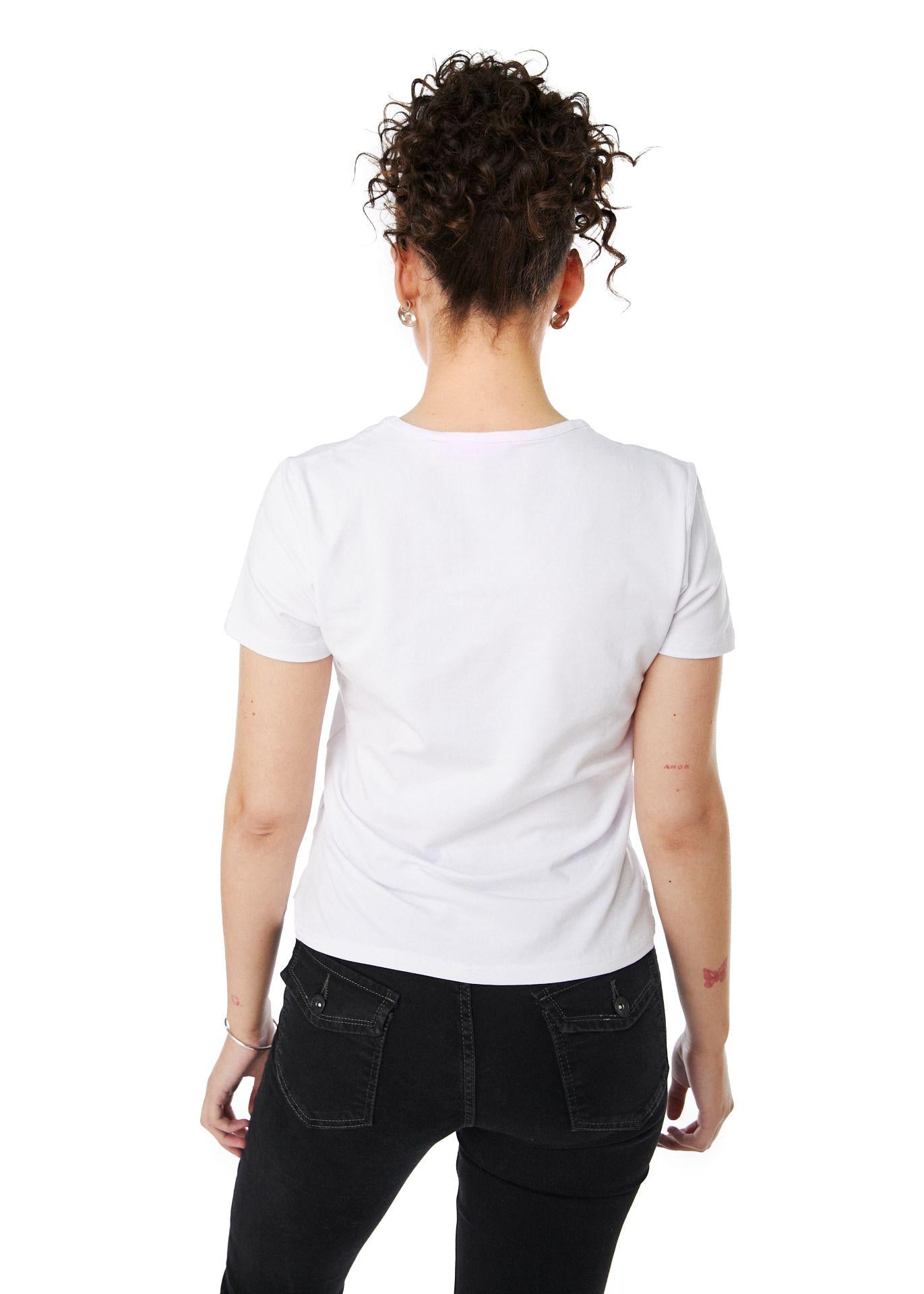 POLERA SARAI REGULAR ESTAMPADO Y TACHAS BLANCO EFESIS